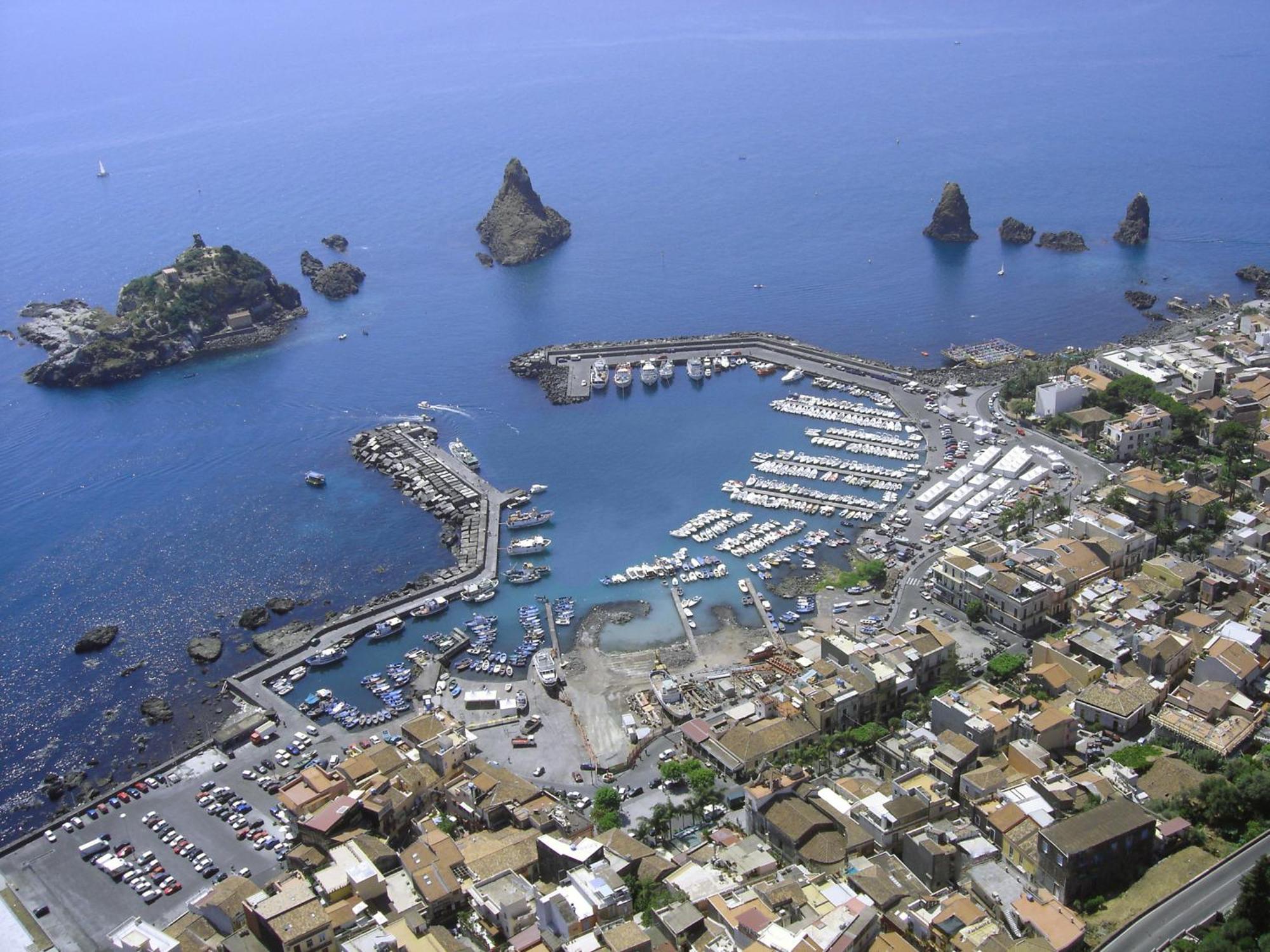 Scalinata Del Nespolo Acitrezza Ferienhaus *